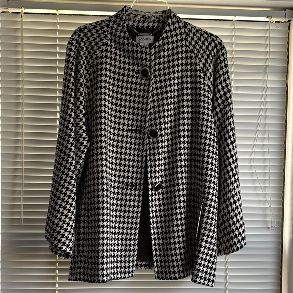 Women's Black and White Houndstooth Cape Jacket
